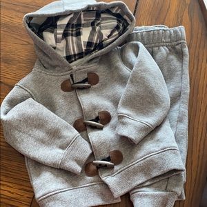 CLEAN OUT Carter’s 9 Month Sweatsuit- 2 Pieces